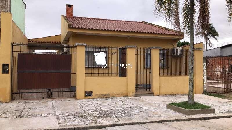 Casa com 3 quartos, 2 banheiros e 190m² à venda no bairro Fragata, Pelotas