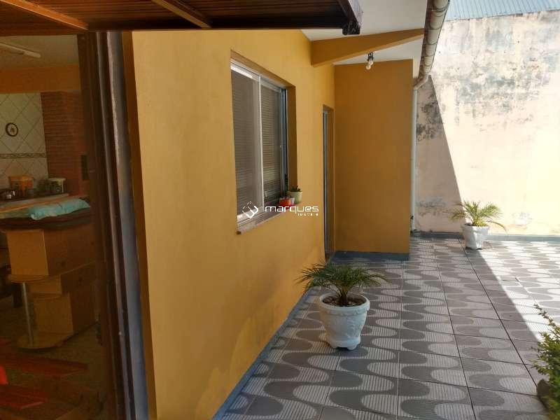 Casa com 3 quartos, 2 banheiros e 190m² à venda no bairro Fragata, Pelotas