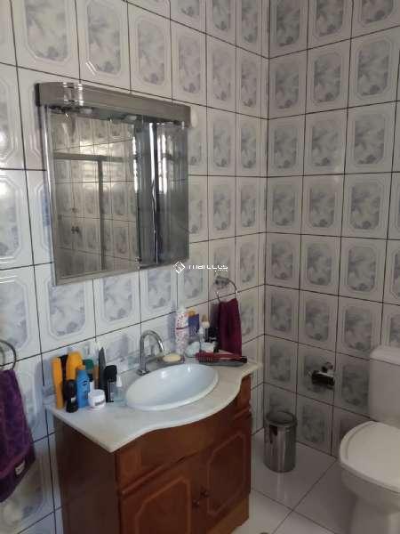 Casa com 3 quartos, 2 banheiros e 190m² à venda no bairro Fragata, Pelotas