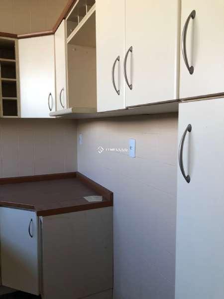 Casa com 4 quartos, 3 banheiros e 300m² à venda no bairro Centro, Pelotas