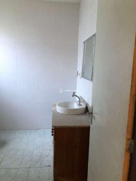 Casa com 4 quartos, 3 banheiros e 300m² à venda no bairro Centro, Pelotas