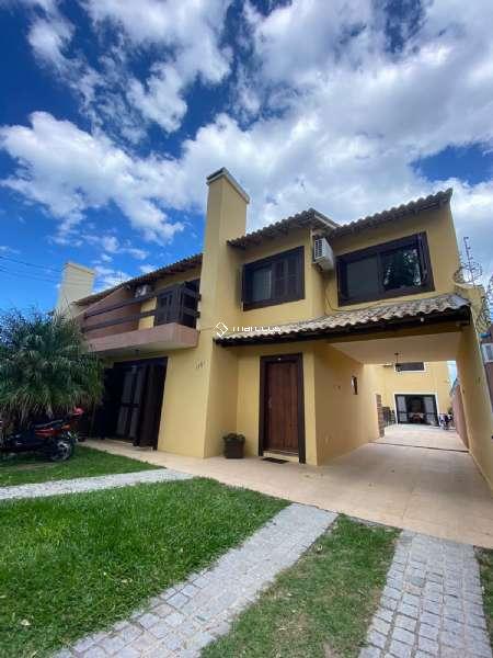 Casa com 3 quartos, 1 banheiro e 250m² à venda no bairro Laranjal, Pelotas