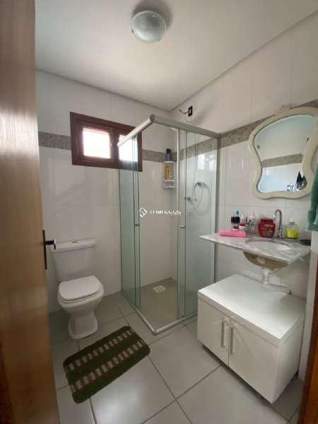Casa com 3 quartos, 1 banheiro e 250m² à venda no bairro Laranjal, Pelotas