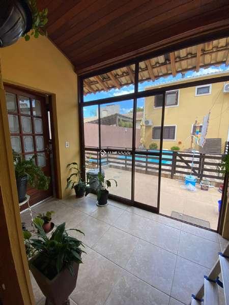 Casa com 3 quartos, 1 banheiro e 250m² à venda no bairro Laranjal, Pelotas