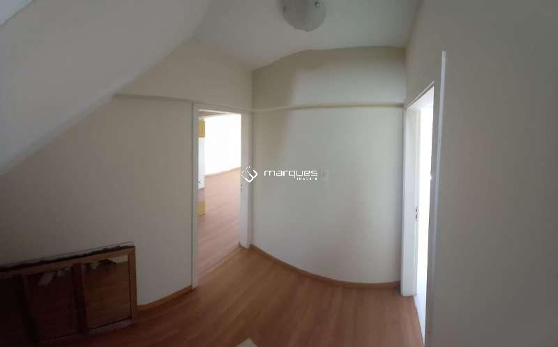 Apartamento com 3 quartos, 3 banheiros e 356m² à venda no bairro Centro, Pelotas