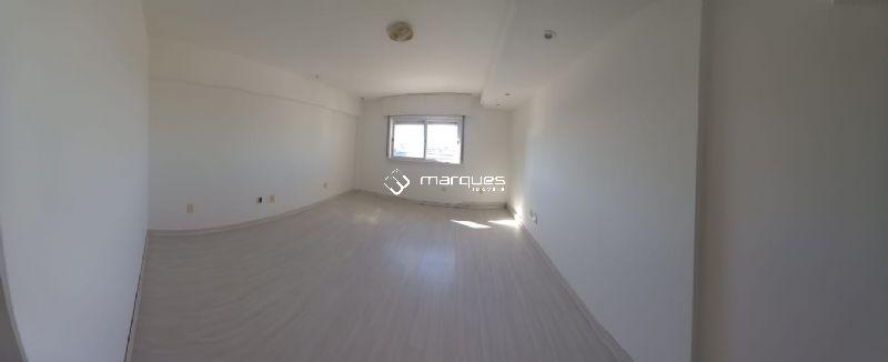 Apartamento com 3 quartos, 3 banheiros e 356m² à venda no bairro Centro, Pelotas