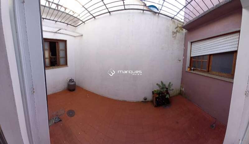 Casa com 5 quartos, 3 banheiros e 349m² à venda no bairro Centro, Pelotas