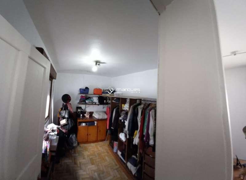 Casa com 5 quartos, 3 banheiros e 349m² à venda no bairro Centro, Pelotas