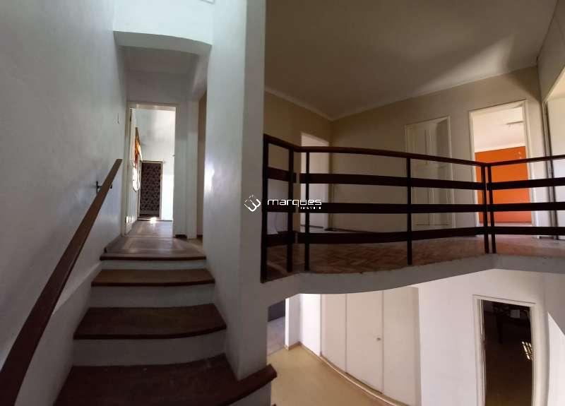 Casa com 5 quartos, 3 banheiros e 349m² à venda no bairro Centro, Pelotas