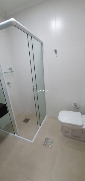 Apartamento com 3 quartos, 3 banheiros e 144m² à venda no bairro Centro, Pelotas