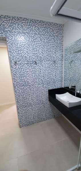 Apartamento com 3 quartos, 3 banheiros e 144m² à venda no bairro Centro, Pelotas