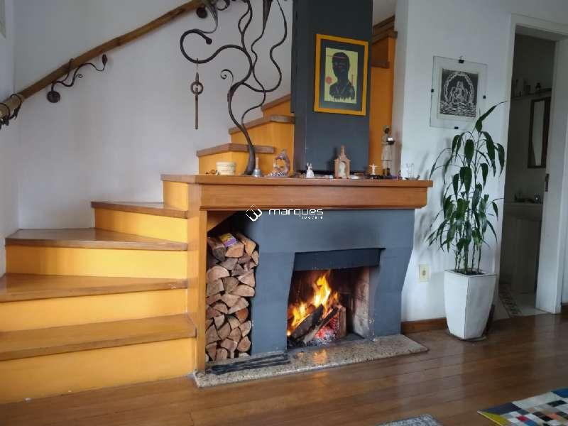 Casa com 3 quartos, 1 banheiro e 117m² à venda no bairro Areal, Pelotas