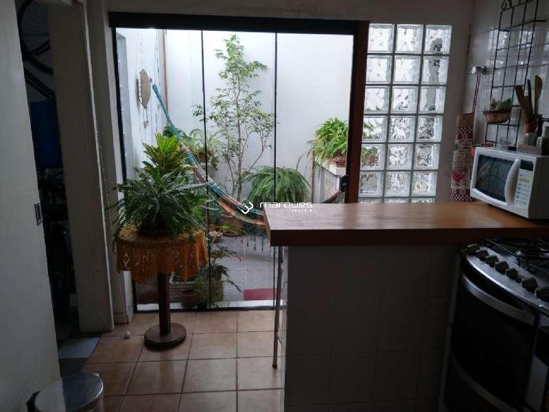 Casa com 3 quartos, 1 banheiro e 117m² à venda no bairro Areal, Pelotas