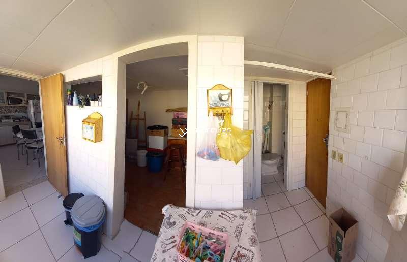 Apartamento com 2 quartos, 3 banheiros e 138m² à venda no bairro Centro, Pelotas