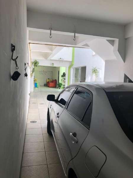 Casa com 3 quartos, 2 banheiros e 464m² à venda no bairro Areal, Pelotas