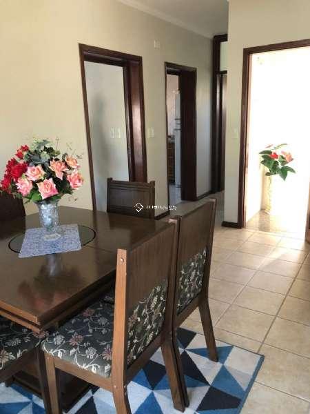 Casa com 3 quartos, 2 banheiros e 464m² à venda no bairro Areal, Pelotas