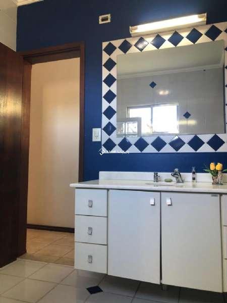 Casa com 3 quartos, 2 banheiros e 464m² à venda no bairro Areal, Pelotas