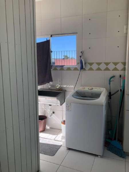 Casa com 3 quartos, 2 banheiros e 464m² à venda no bairro Areal, Pelotas
