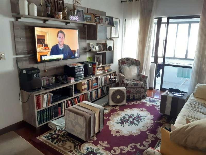Apartamento com 3 quartos, 5 banheiros e 212m² à venda no bairro Centro, Pelotas