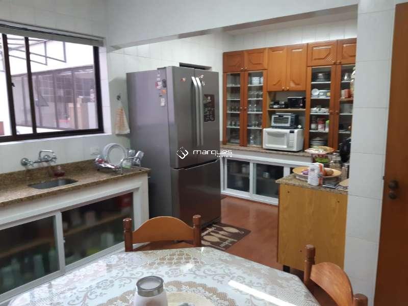 Apartamento com 3 quartos, 5 banheiros e 212m² à venda no bairro Centro, Pelotas
