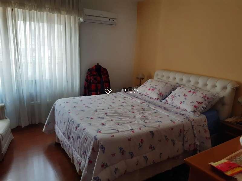Apartamento com 3 quartos, 5 banheiros e 212m² à venda no bairro Centro, Pelotas