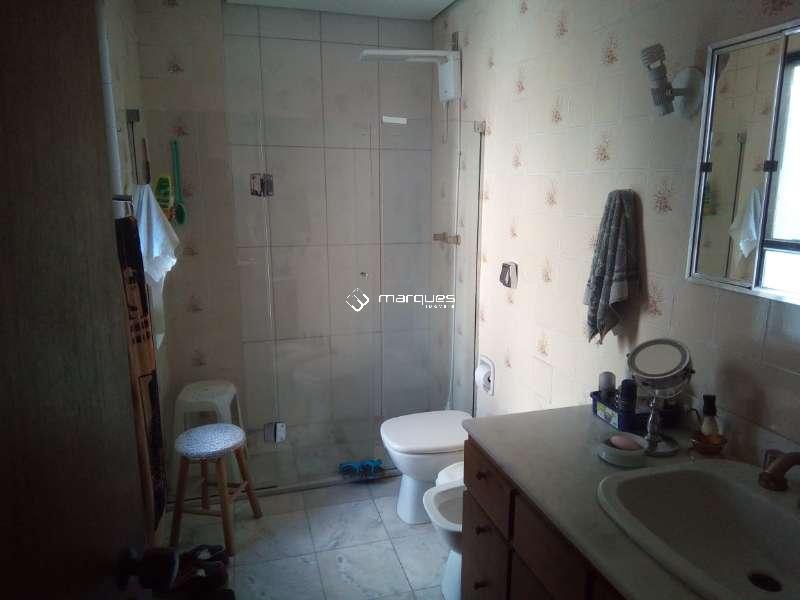 Apartamento com 3 quartos, 5 banheiros e 212m² à venda no bairro Centro, Pelotas