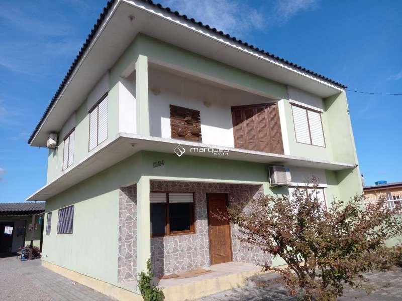 Sobrado com 4 quartos, 3 banheiros e 237m² à venda no bairro Fragata, Pelotas