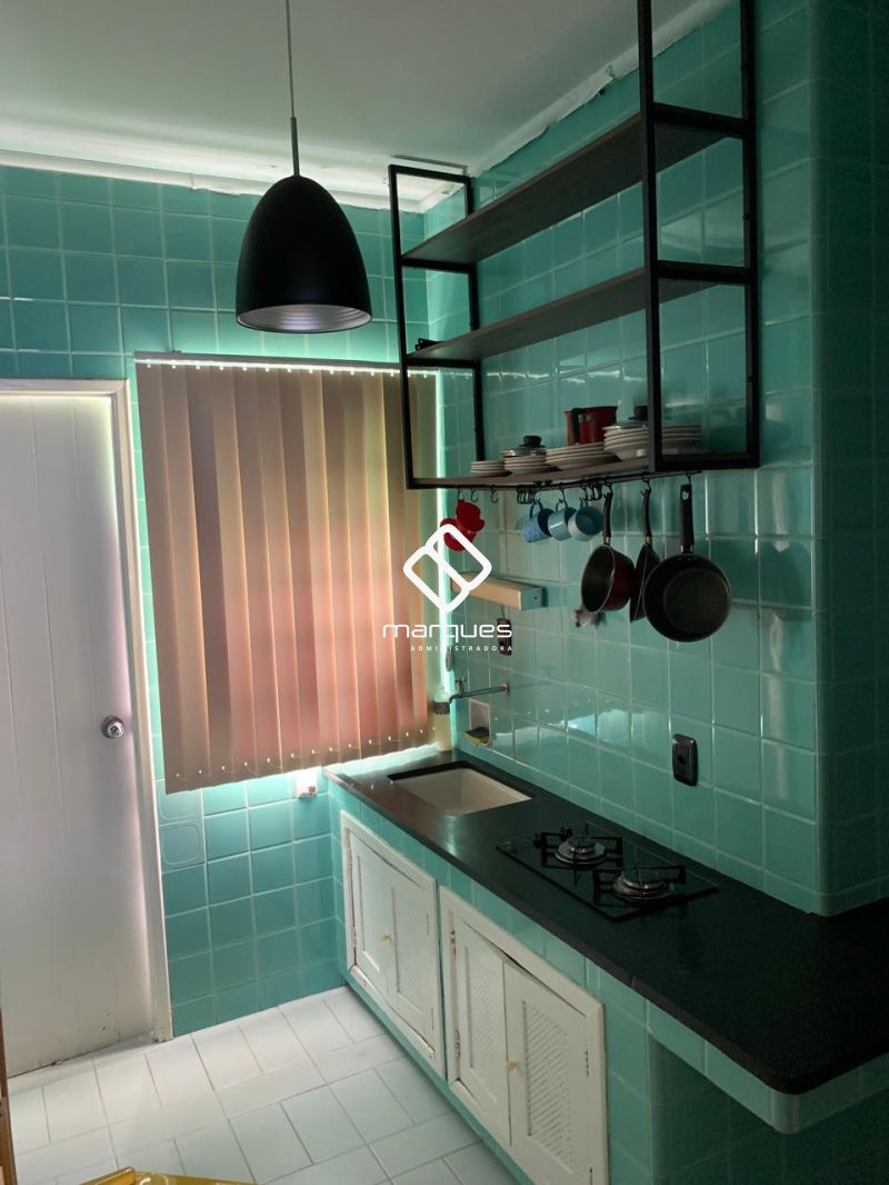 Apartamento com 1 quarto, 1 banheiro e 54m² para alugar no bairro Centro, Pelotas