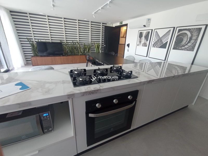 Apartamento com 1 quarto, 1 banheiro e 34m² à venda no bairro Areal, Pelotas