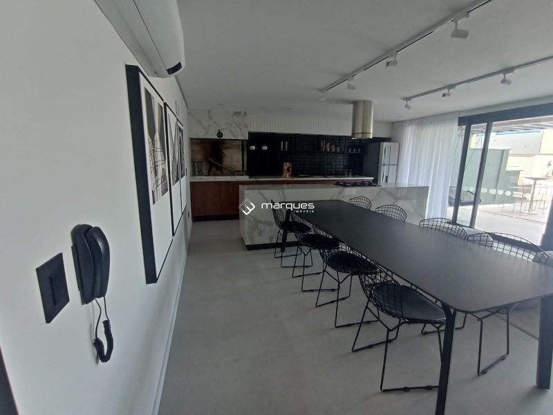 Apartamento com 1 quarto, 1 banheiro e 34m² à venda no bairro Areal, Pelotas