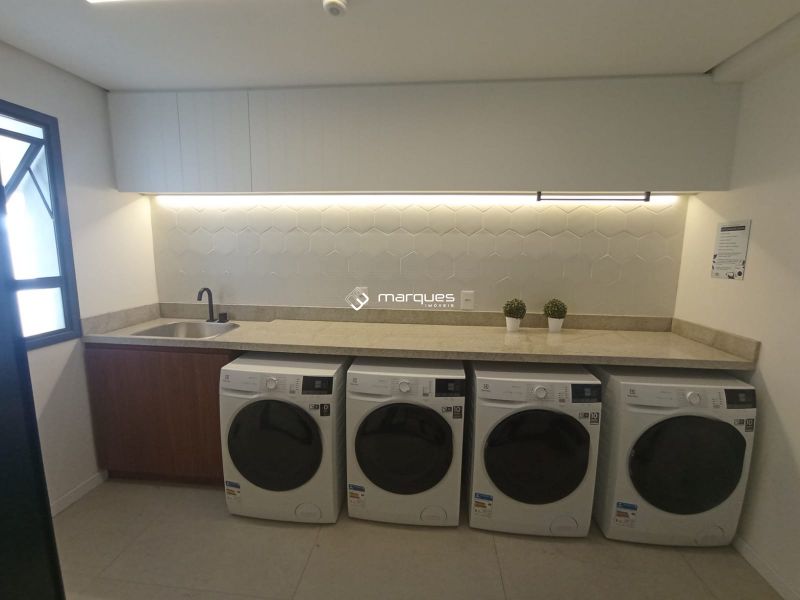 Apartamento com 1 quarto, 1 banheiro e 34m² à venda no bairro Areal, Pelotas
