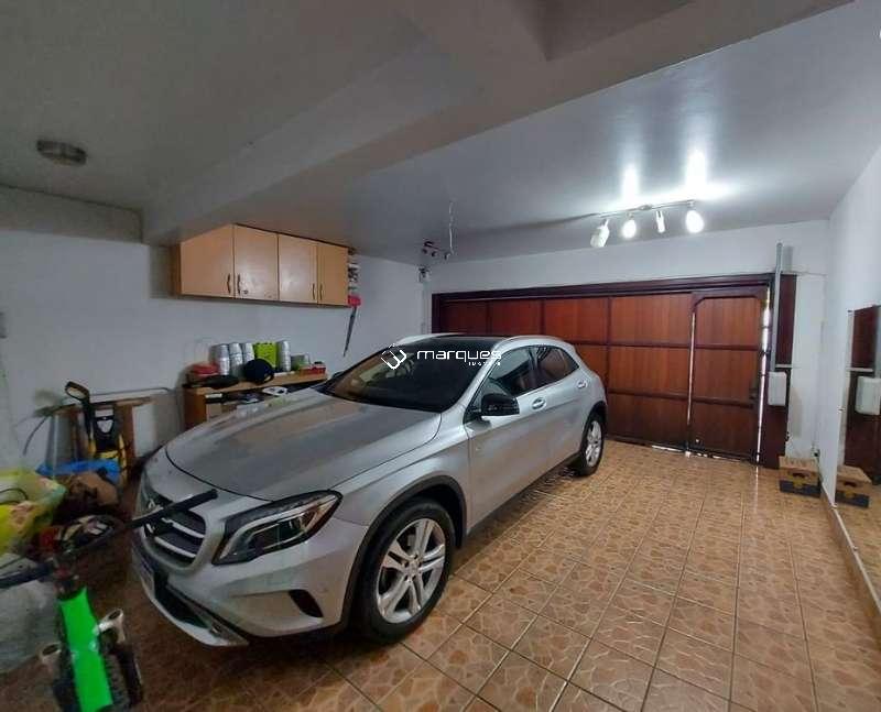 Casa com 4 quartos, 4 banheiros e 360m² à venda no bairro Três Vendas, Pelotas