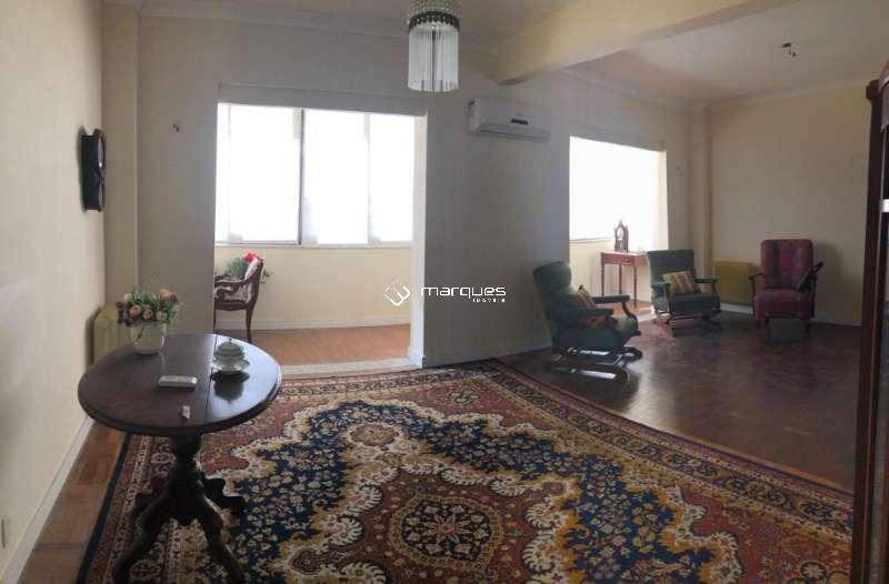 Apartamento com 2 quartos, 2 banheiros e 92m² à venda no bairro Centro, Pelotas