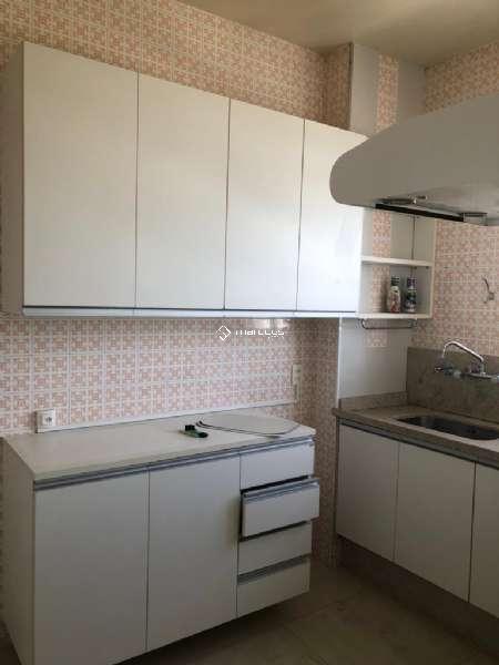 Apartamento com 2 quartos, 2 banheiros e 92m² à venda no bairro Centro, Pelotas