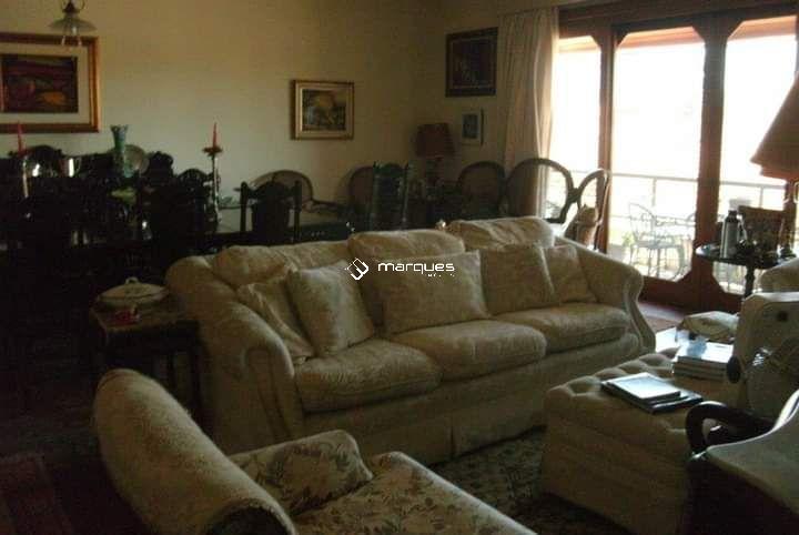 Apartamento com 3 quartos, 1 banheiro e 212m² à venda no bairro Centro, Pelotas