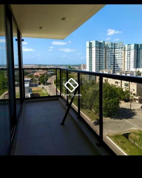 Apartamento com 3 quartos, 2 banheiros e 111m² à venda no bairro Areal, Pelotas