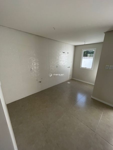 Casa com 3 quartos e 2 banheiros à venda no bairro Laranjal, Pelotas