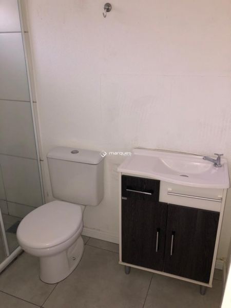 Casa com 2 quartos, 1 banheiro e 52m² à venda no bairro Três Vendas, Pelotas