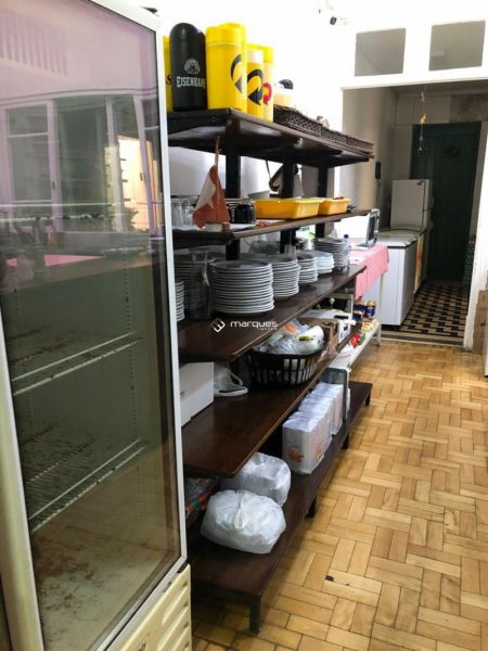 Casa Comercial com 3 quartos, 6 banheiros e 540m² à venda no bairro Centro, Pelotas