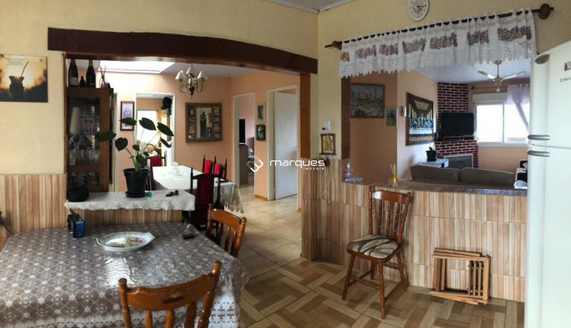 Casa com 4 quartos, 1 banheiro e 103m² à venda no bairro Fragata, Pelotas