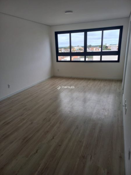 Apartamento com 1 quarto, 1 banheiro e 51m² à venda no bairro Centro, Pelotas