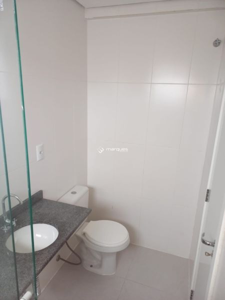 Apartamento com 1 quarto, 1 banheiro e 51m² à venda no bairro Centro, Pelotas