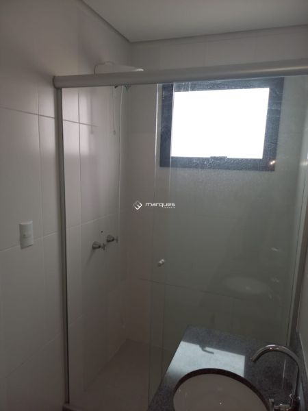 Apartamento com 1 quarto, 1 banheiro e 51m² à venda no bairro Centro, Pelotas