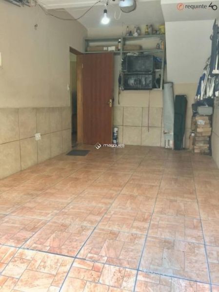 Casa com 3 quartos, 3 banheiros e 145m² à venda no bairro Centro, Pelotas