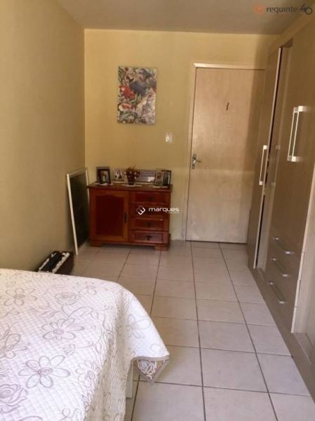 Casa com 3 quartos, 3 banheiros e 145m² à venda no bairro Centro, Pelotas