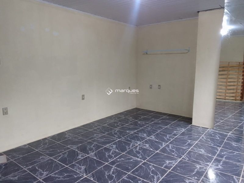 Casa com 4 quartos, 3 banheiros e 180m² à venda no bairro Três Vendas, Pelotas