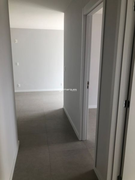 Apartamento com 2 quartos, 1 banheiro e 50m² à venda no bairro Areal, Pelotas