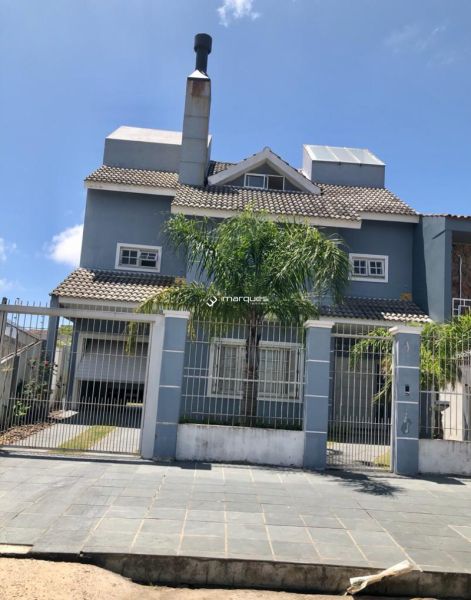 Casa com 3 quartos, 2 banheiros e 287m² à venda no bairro Areal, Pelotas