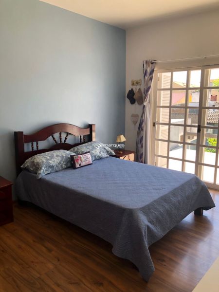 Casa com 3 quartos, 2 banheiros e 287m² à venda no bairro Areal, Pelotas