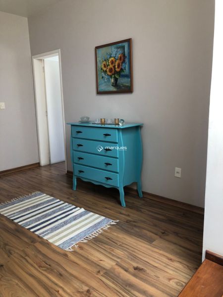 Casa com 3 quartos, 2 banheiros e 287m² à venda no bairro Areal, Pelotas